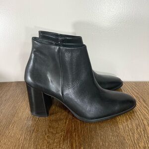 New Paul Green Winn Leather Zip Ankle Boot Women’s Size 7 Black